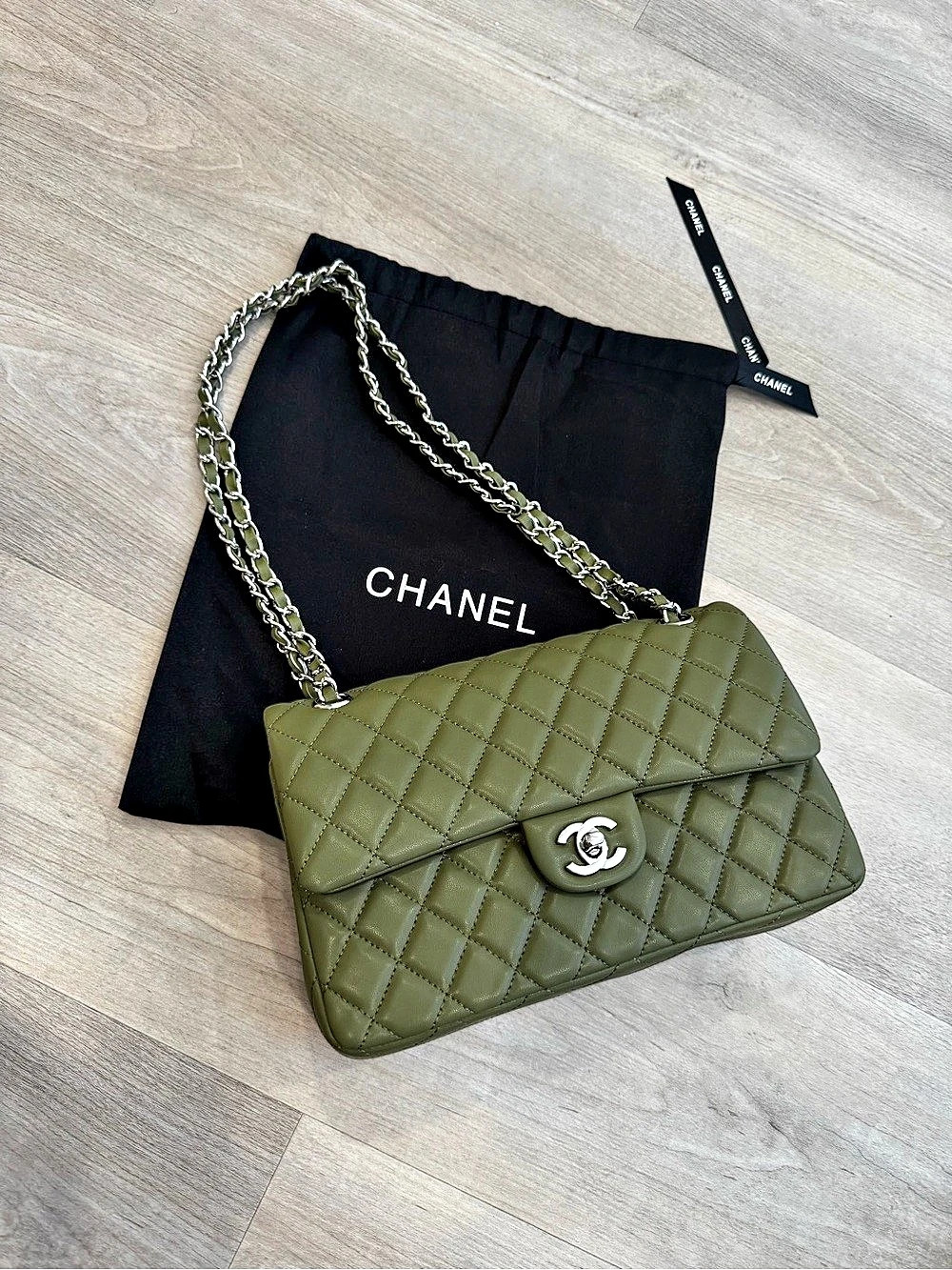 Classic Flap Quilted Shoulder Bag in Green New